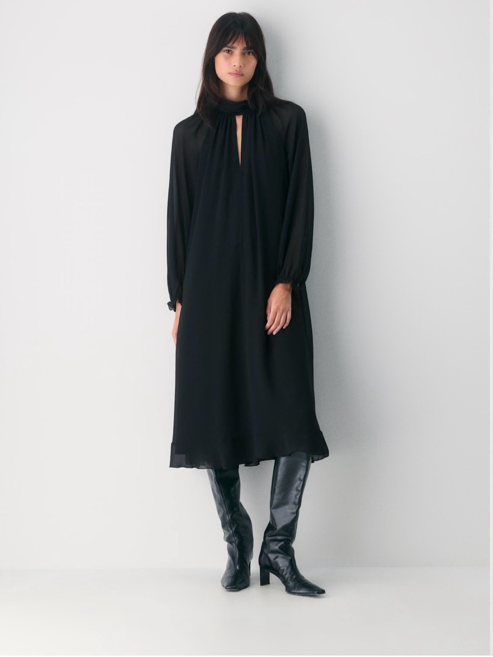 Aritzia Gallerina Dress